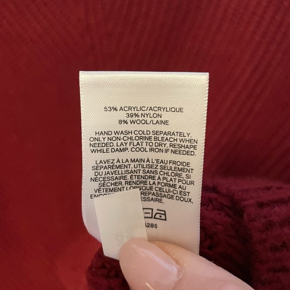 Express Sweater - Picture 3 of 4